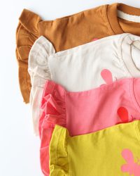 کراپ شلوارک گل و رنگین کمون